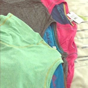 Robert graham v neck